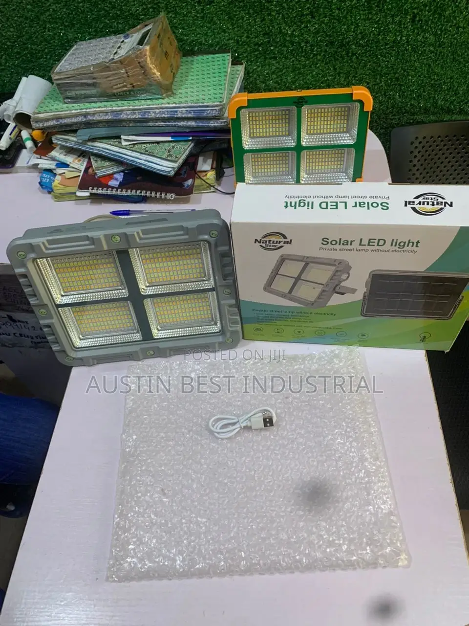 Led Flood Light With Solar Panel and Power Bank