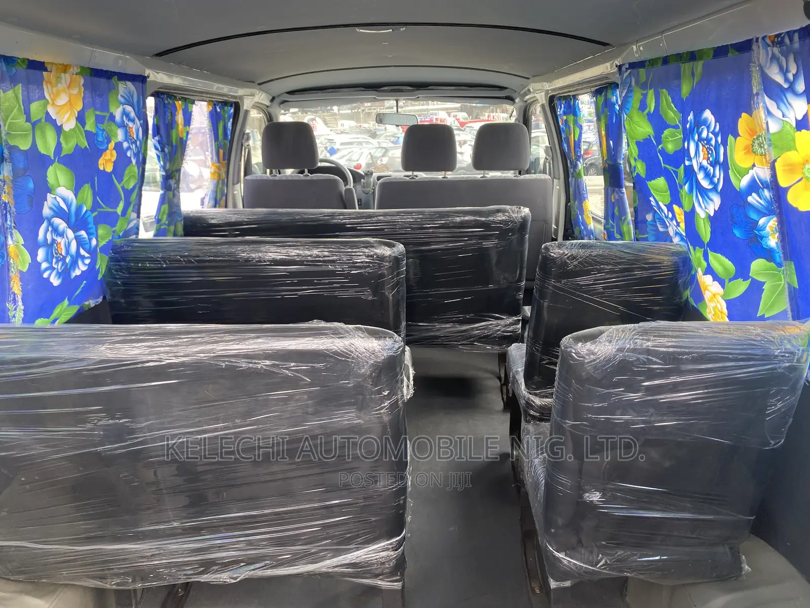 Toyota HiAce 2002 White