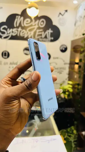 Samsung Galaxy S20 128 GB Blue