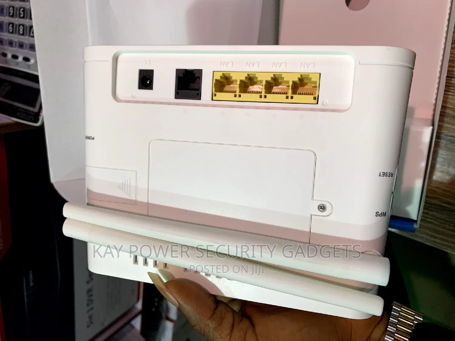 4g Universal Rechargeable Router