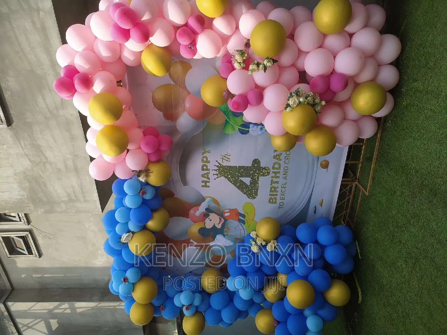 Photo Backdrop by Kenzo