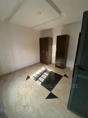 Mini Flat in Greenfield Estate, Ago Palace for rent