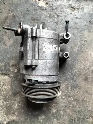 Neat and Clean Tokunbo Ac Compressor for GMC 2015 Models