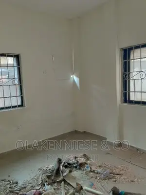 2bdrm Block of Flats in Aguda for rent