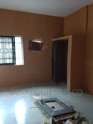 2bdrm Block of Flats in Aguda for rent