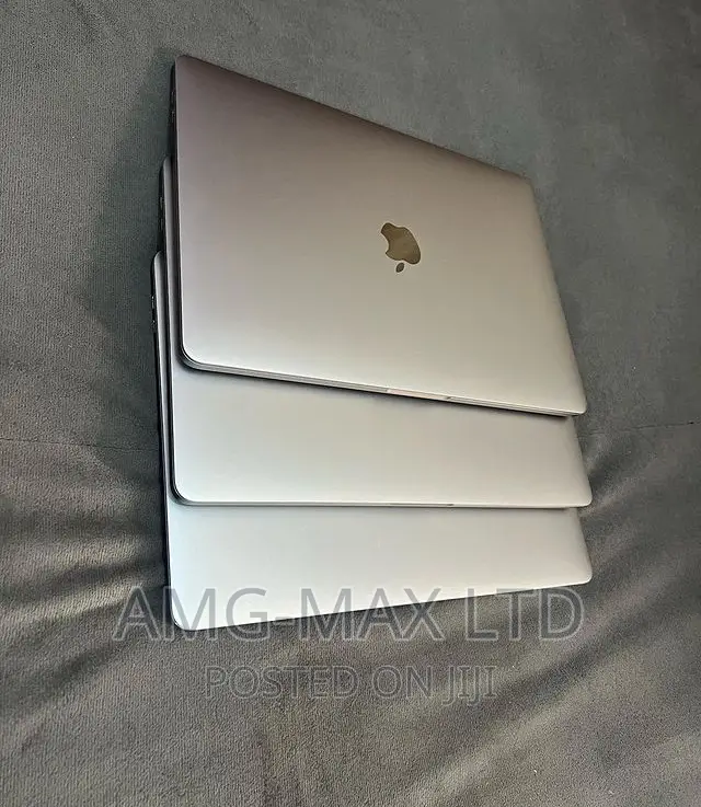 Laptop Apple MacBook Pro 2017 16GB Intel Core i7 SSD 512GB