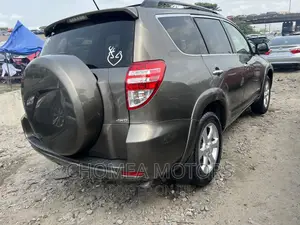 Toyota RAV4 2011 Gray