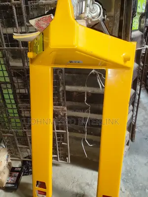 Panel Struck