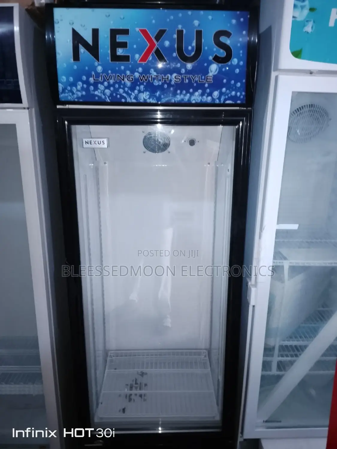 Nexus Standing Chiller