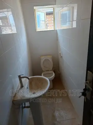 2bdrm Block of Flats in Fo1, Kubwa for rent