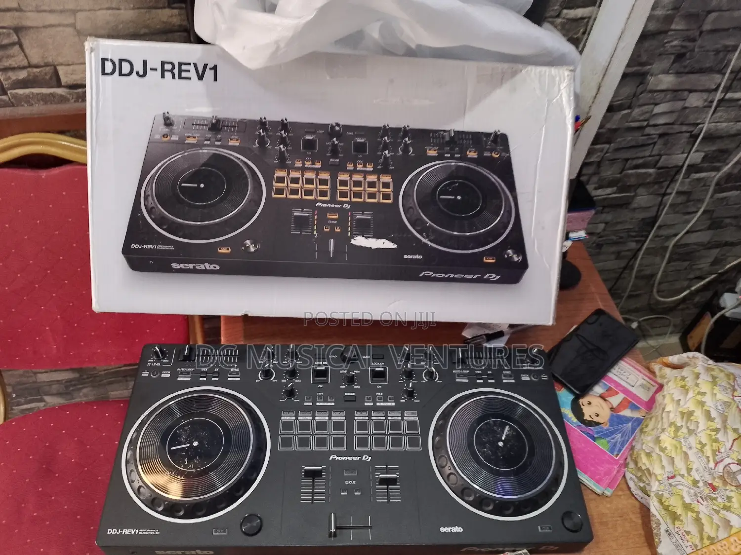 DDJ-Rav1 Dj Controller