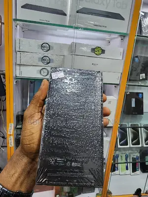 New Samsung Galaxy S24 Ultra 256 GB Black