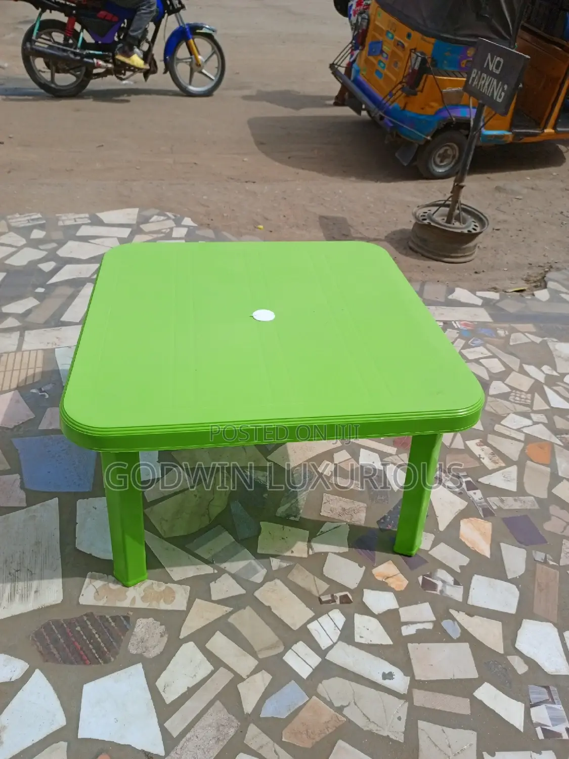 Children's Table