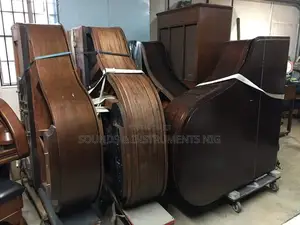 Grand Pianos and Upright Pianos