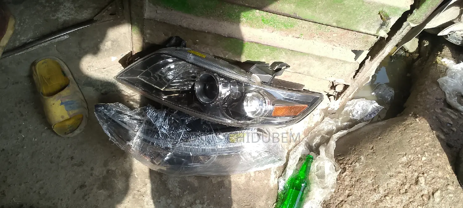 Headlight for Fx35 Set
