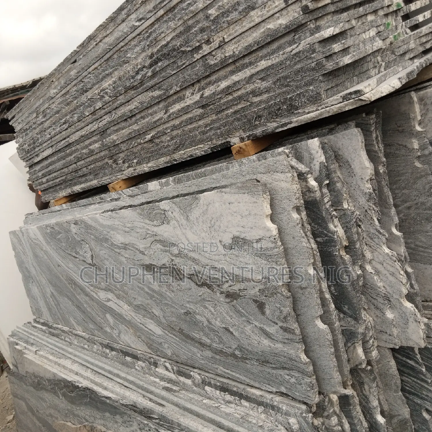 Jubrano Granite Slabs For Staircase