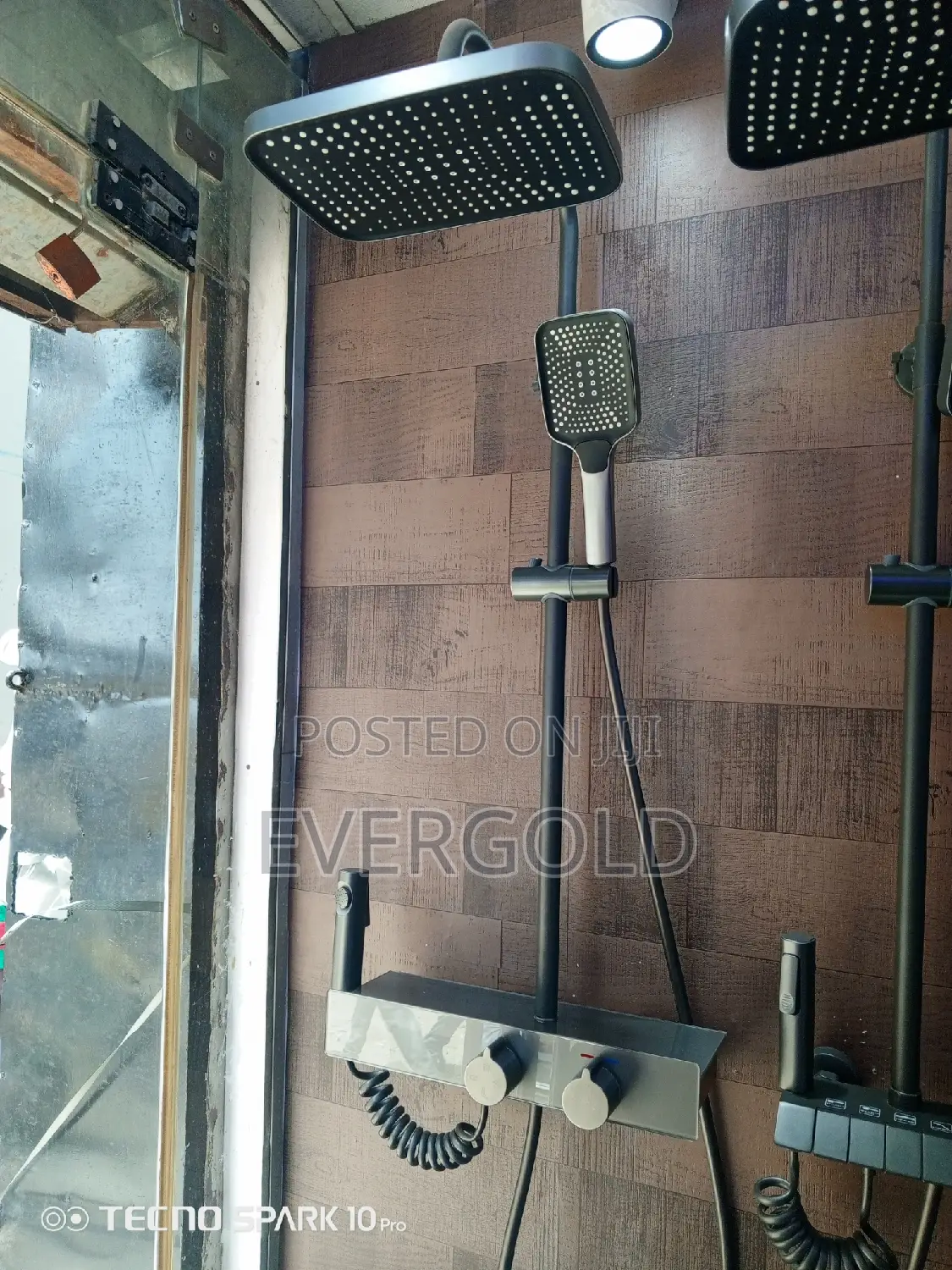 Executive Shower Mixer Set With Complete Accessories