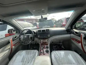 Toyota Highlander Limited 2009 Gray