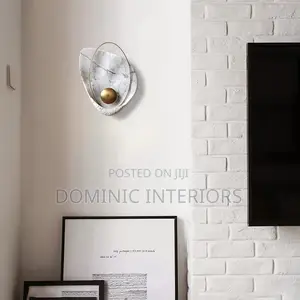 Shell Wall Lamp