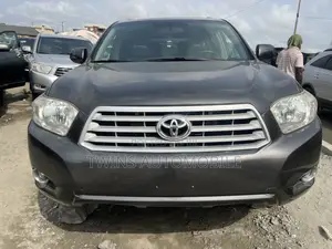 Toyota Highlander Limited 2010 Gray