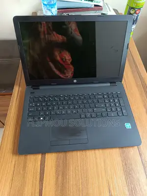 Laptop HP 15-Da3007nia 8GB Intel Core I3 HDD 500GB
