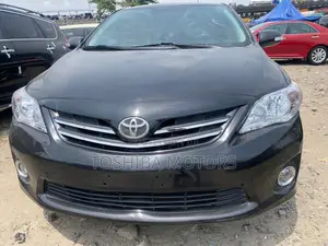 Toyota Corolla 2013 Black