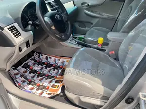 Toyota Corolla 2013 Silver