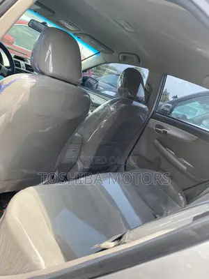 Toyota Corolla 2013 Silver