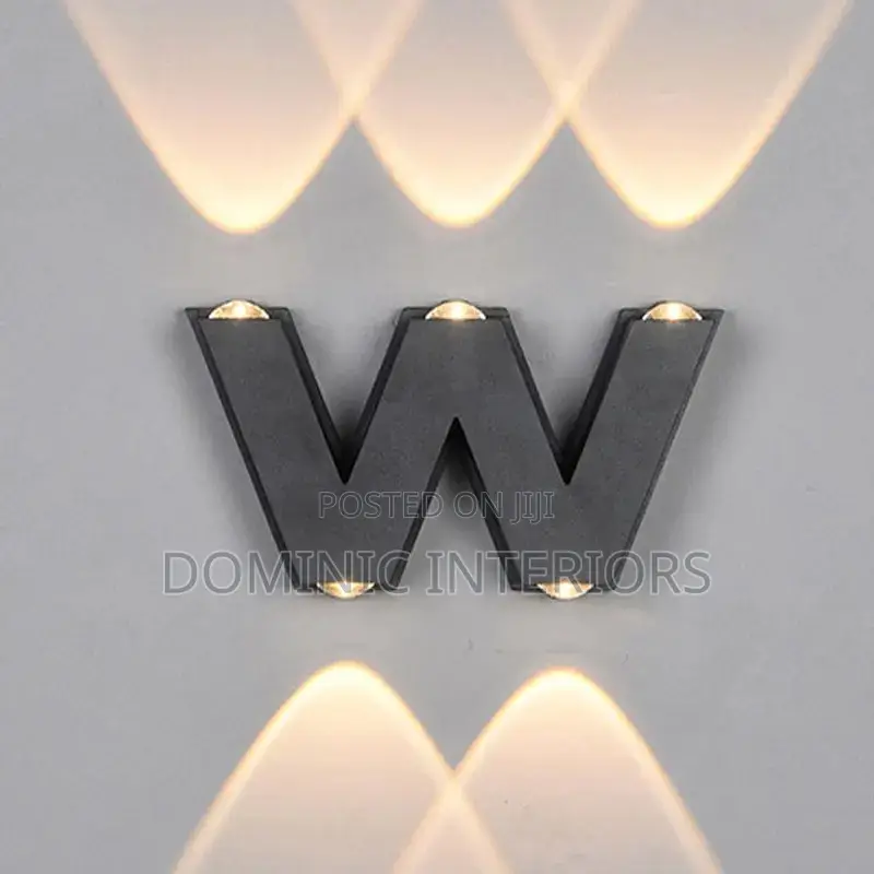 Outdoor Wall Lamp