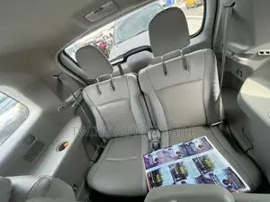 Toyota Highlander Limited 3.5l 4WD 2013 Gray