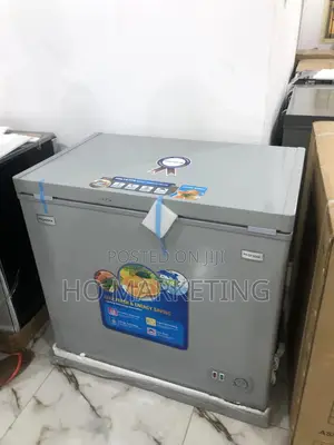 200l Chest Freezer With Sliding Door Polystar