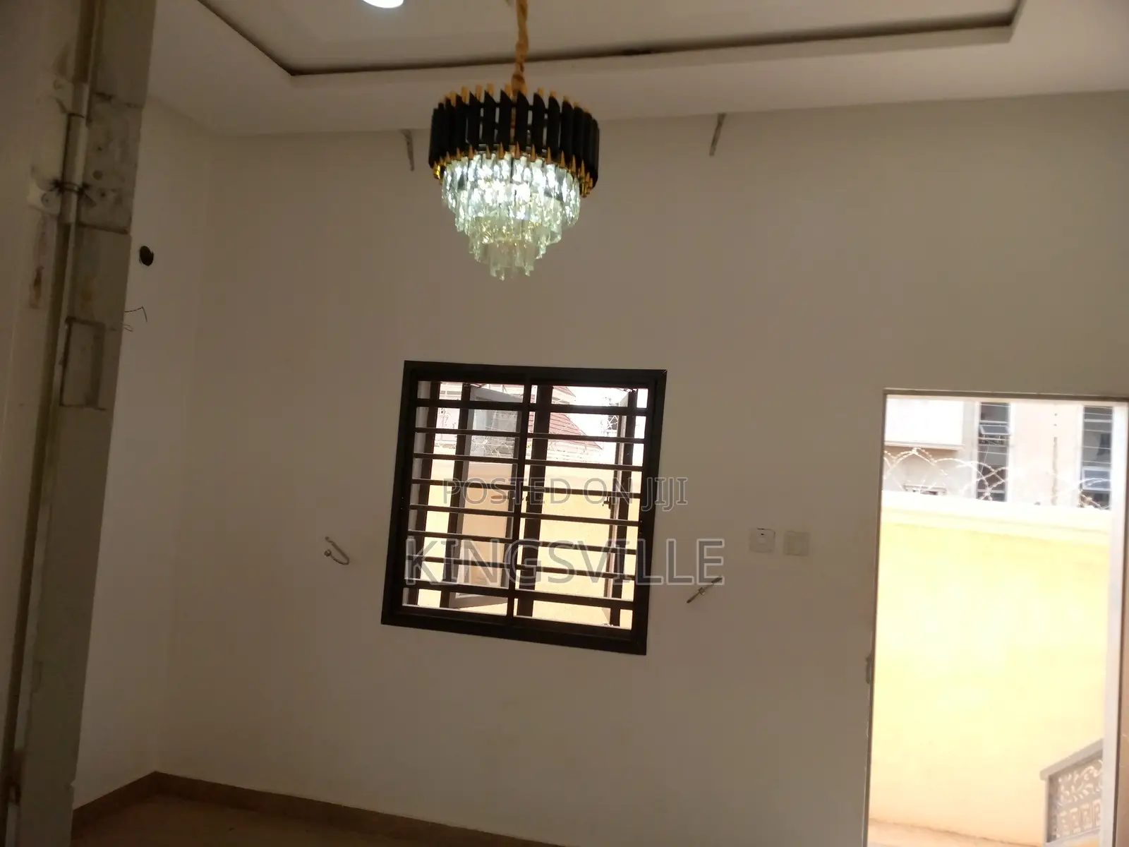 1bdrm Room & Parlour in Gwarinpa Estate, Life Camp for rent