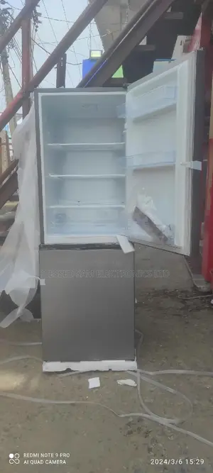 Hisense 225L Bottom Mounted Double Door Refrigerator > 29DCA