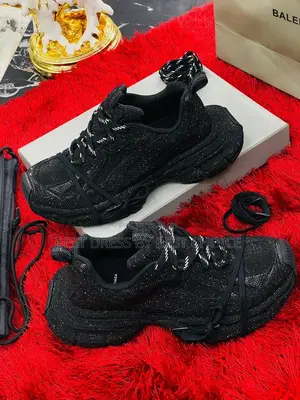 New Update! New Balanciaga Track Sneakers