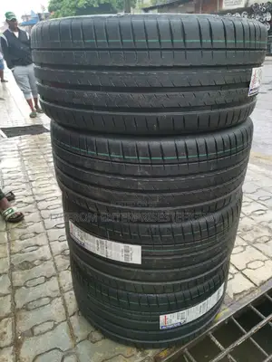 Mecheline Tyre