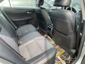 Toyota Camry 2015 Silver