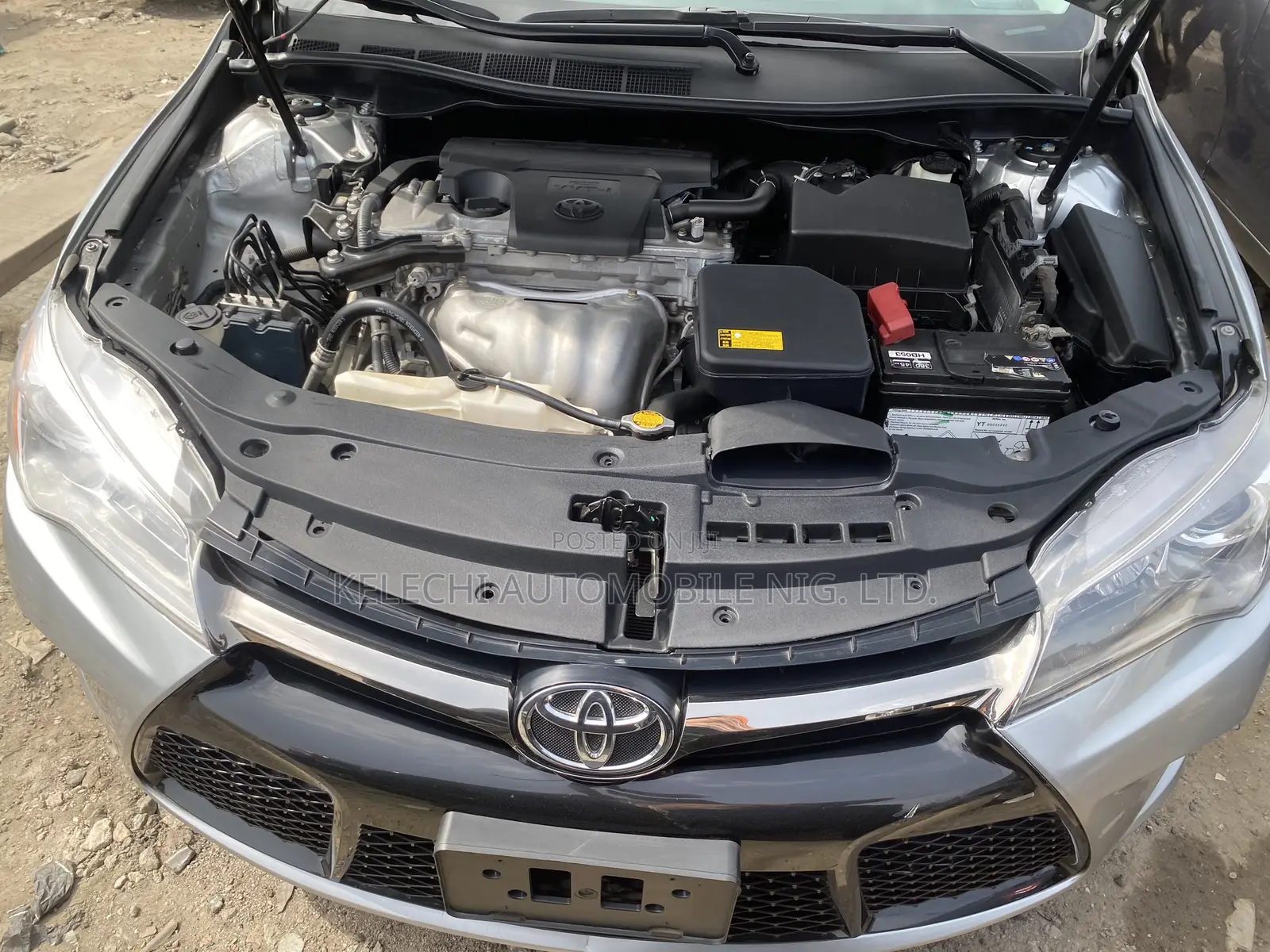 Toyota Camry 2015 Silver