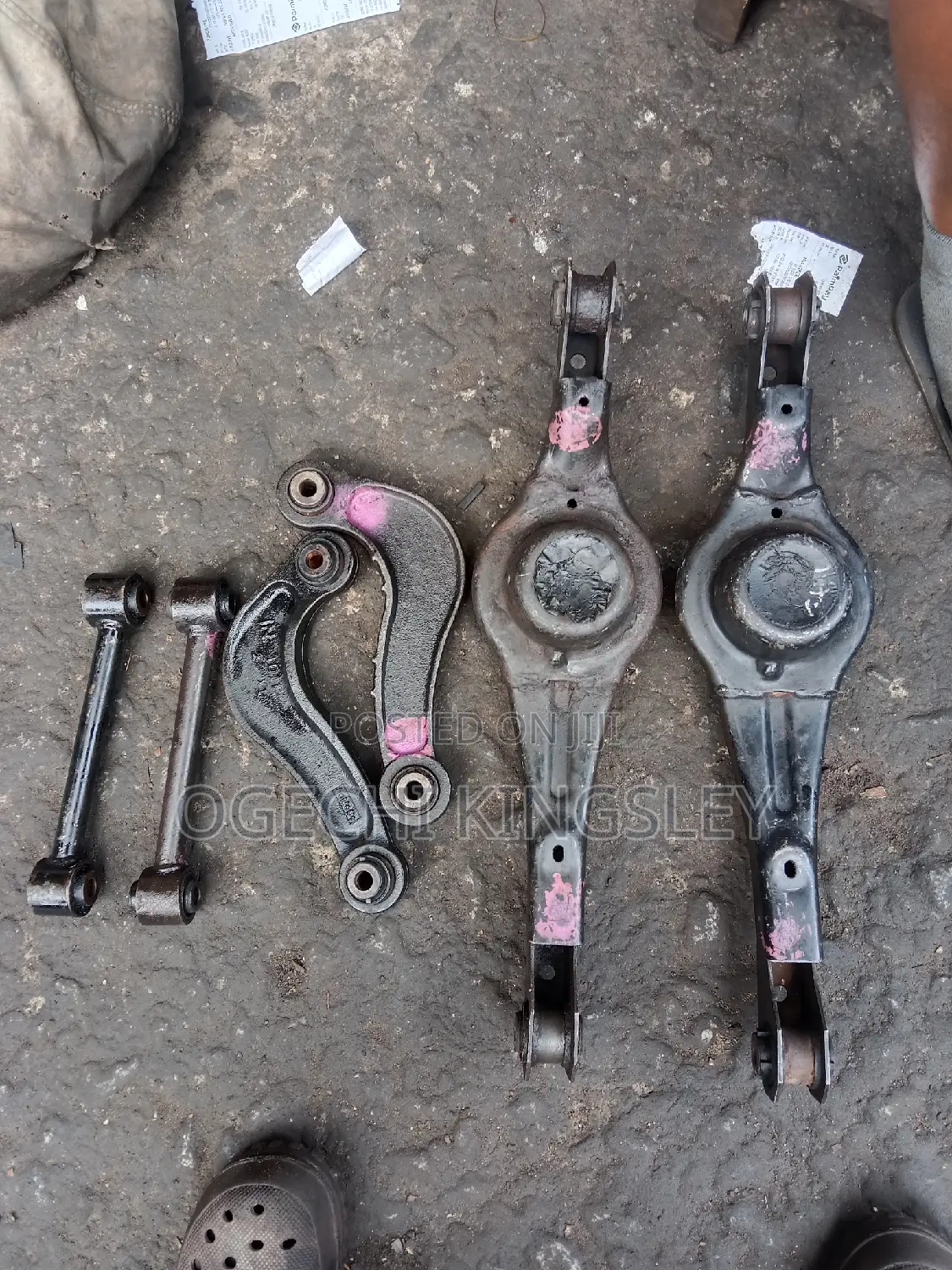 Ford Edge 2008 Complete Back Arms