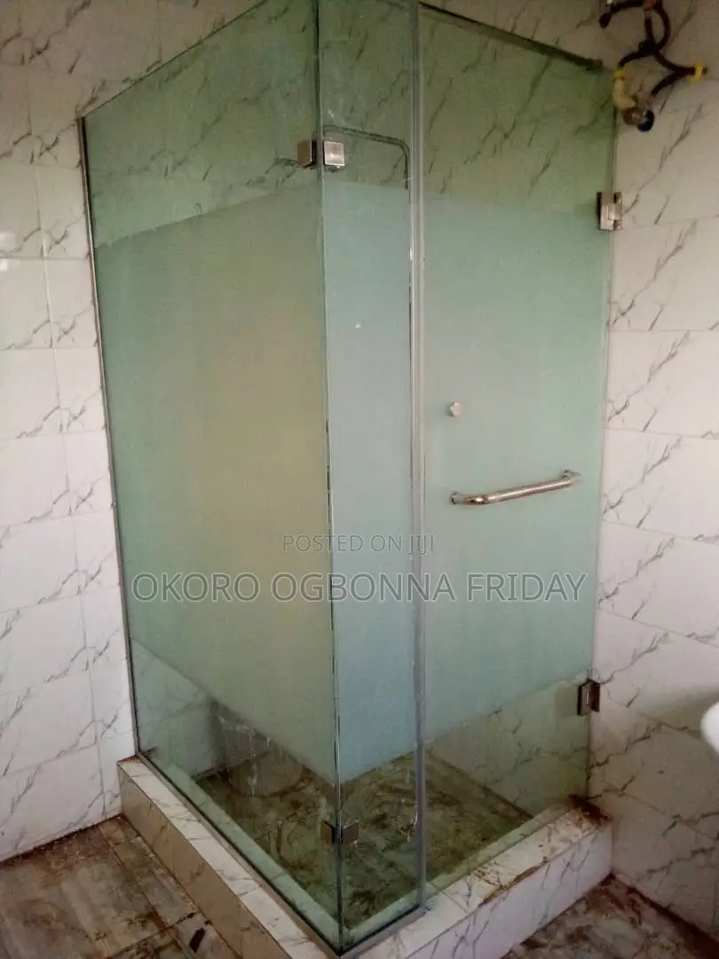 Shower Cubi