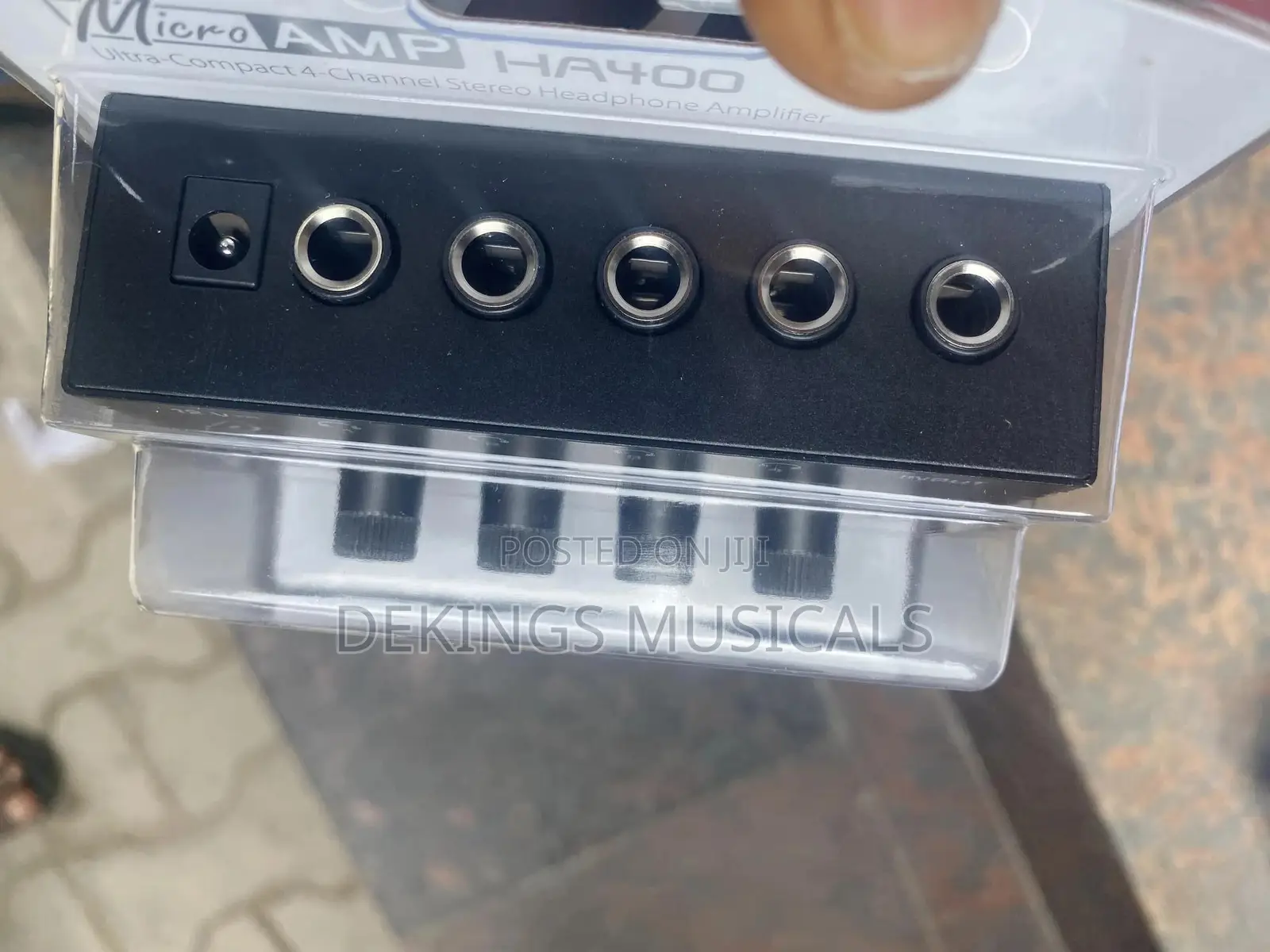 Behringer Microamp HA-400 Headphone Amplifier