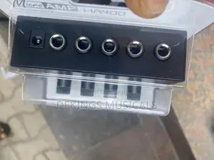 Behringer Microamp HA-400 Headphone Amplifier