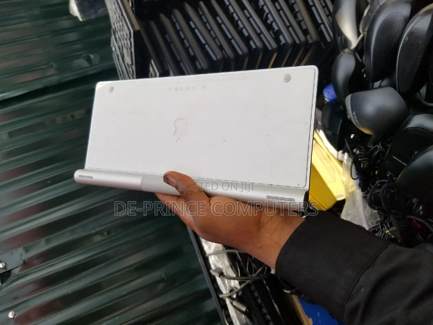 Apple Bluetooth Keyboard