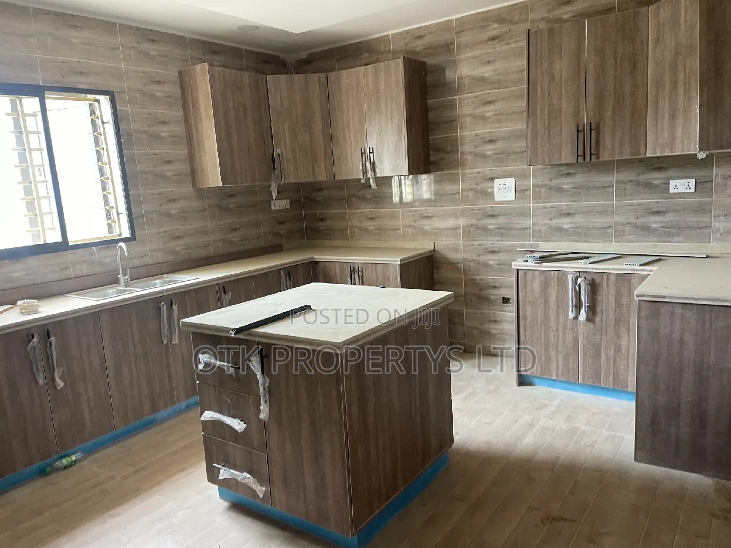 Furnished 5bdrm Duplex in Katampe Extension for rent