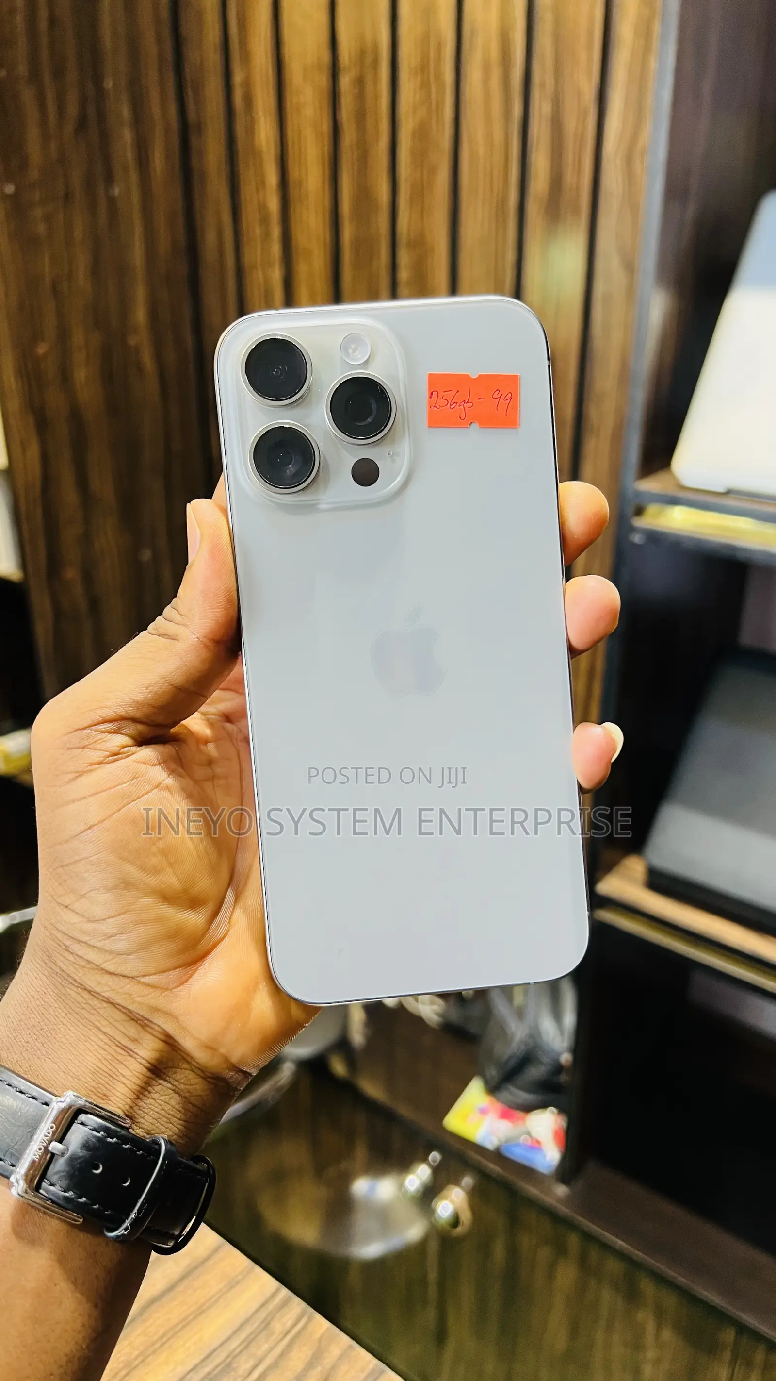 Apple iPhone 15 Pro Max 256 GB