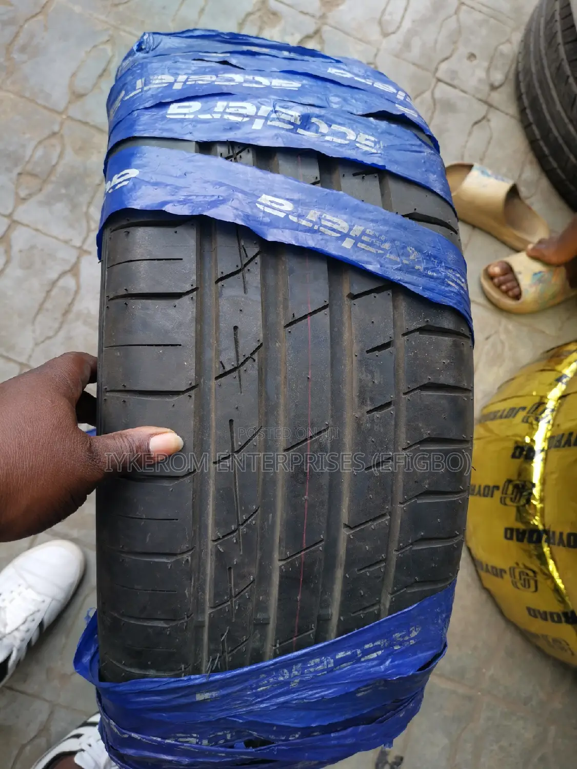 Botto Tyre
