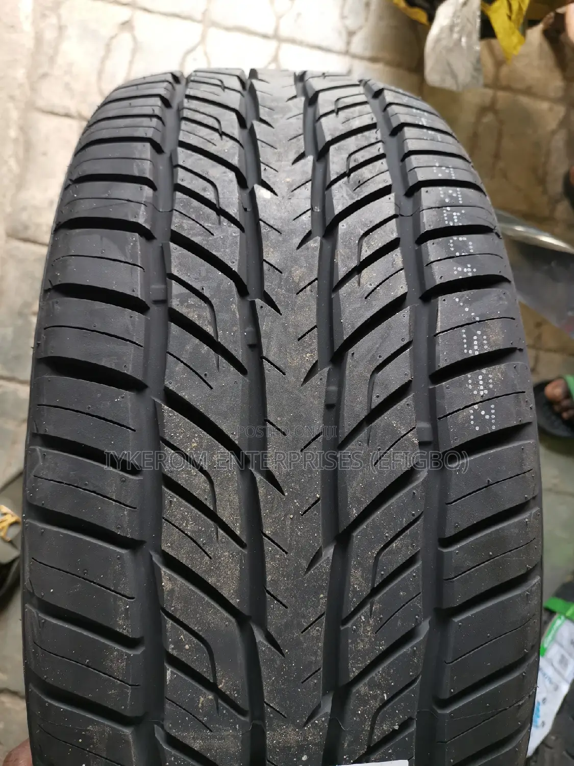 Botto Tyre