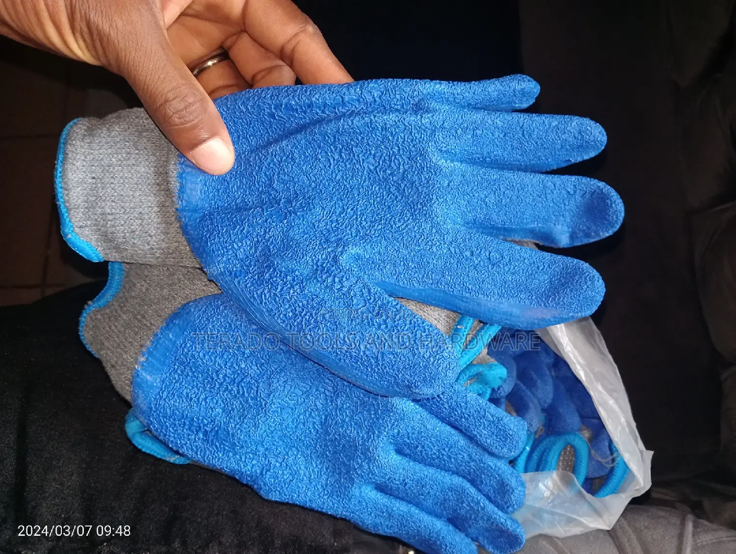 Anti Cut Gloves (Strong)