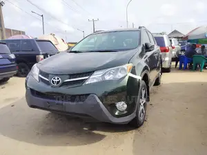 Toyota RAV4 2014 Green