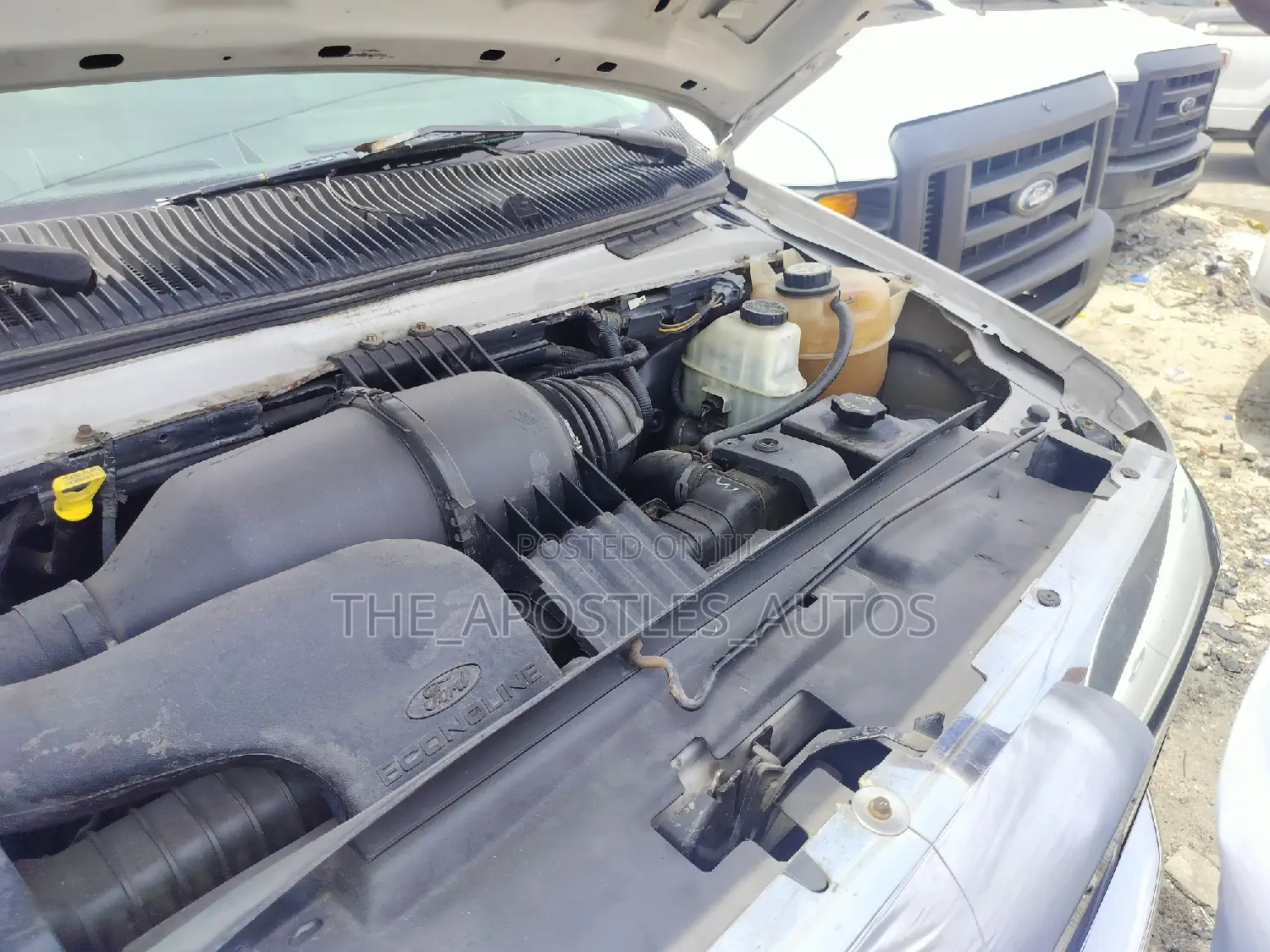 Ford E250 2011 White