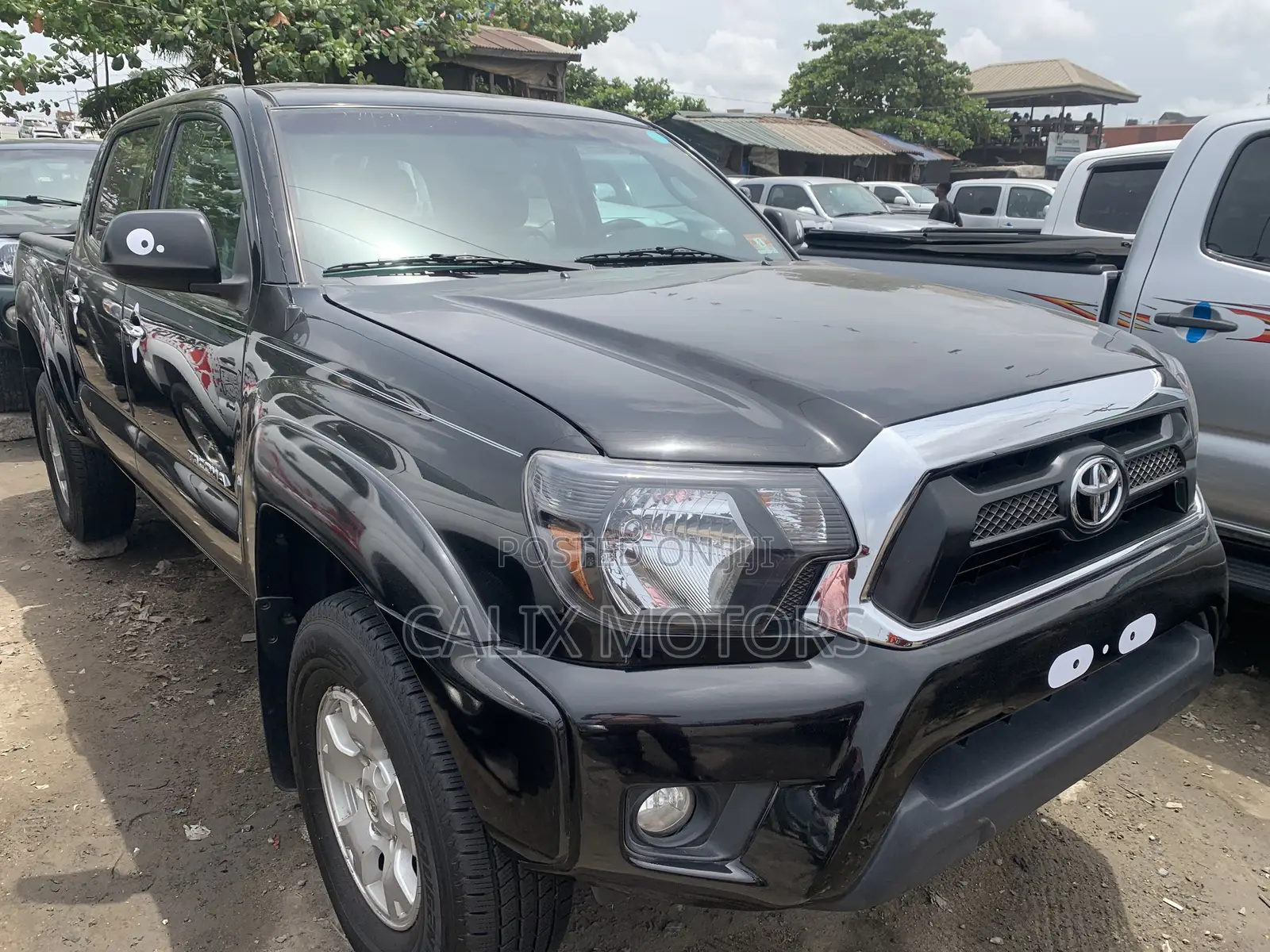 Toyota Tacoma 2013 Black
